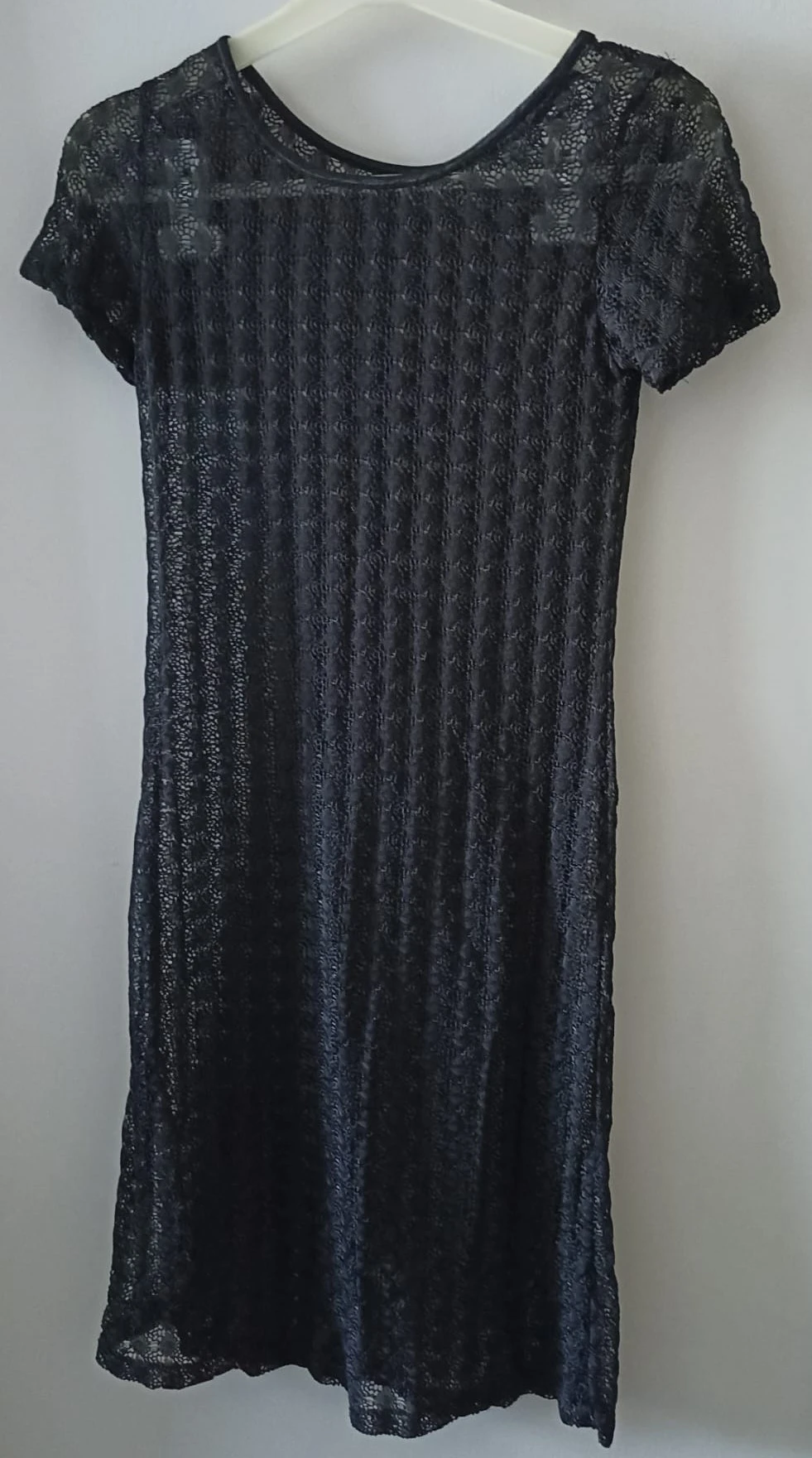 Petite Robe Noire em Renda – Chique & Intemporal – photo 4